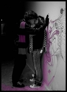 Emo Kissing