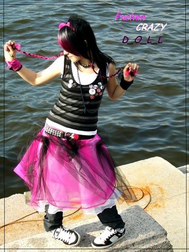 crazy emo girl